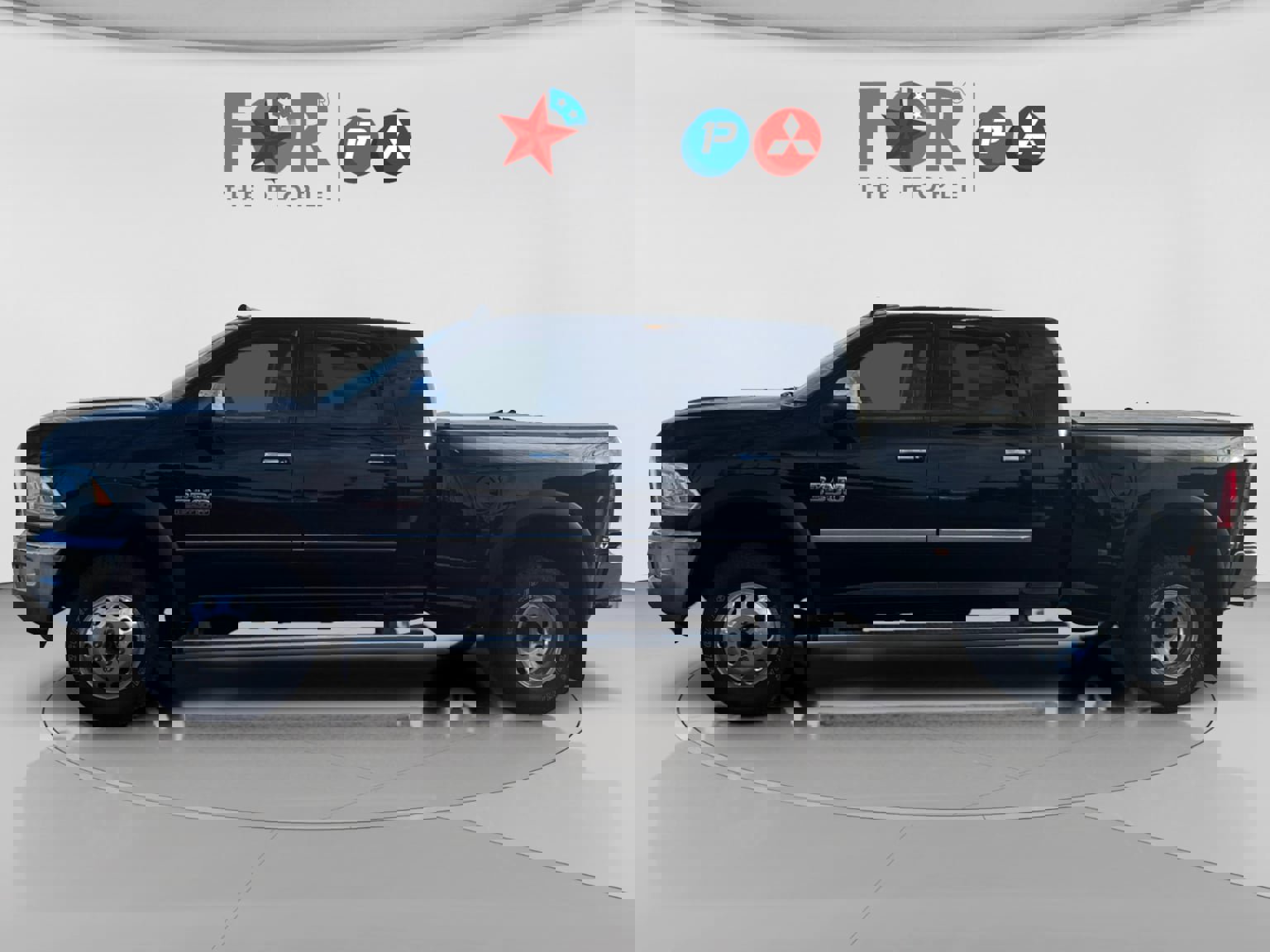 Used 2015 RAM 3500 Laramie Longhorn image 2