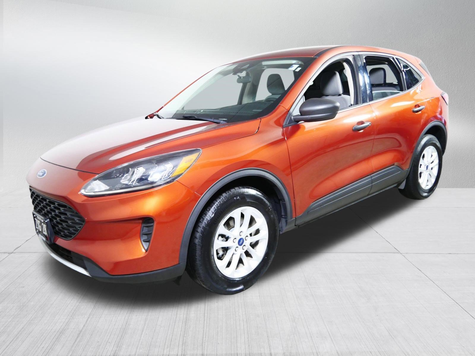 Used 2020 Ford Escape S image 3