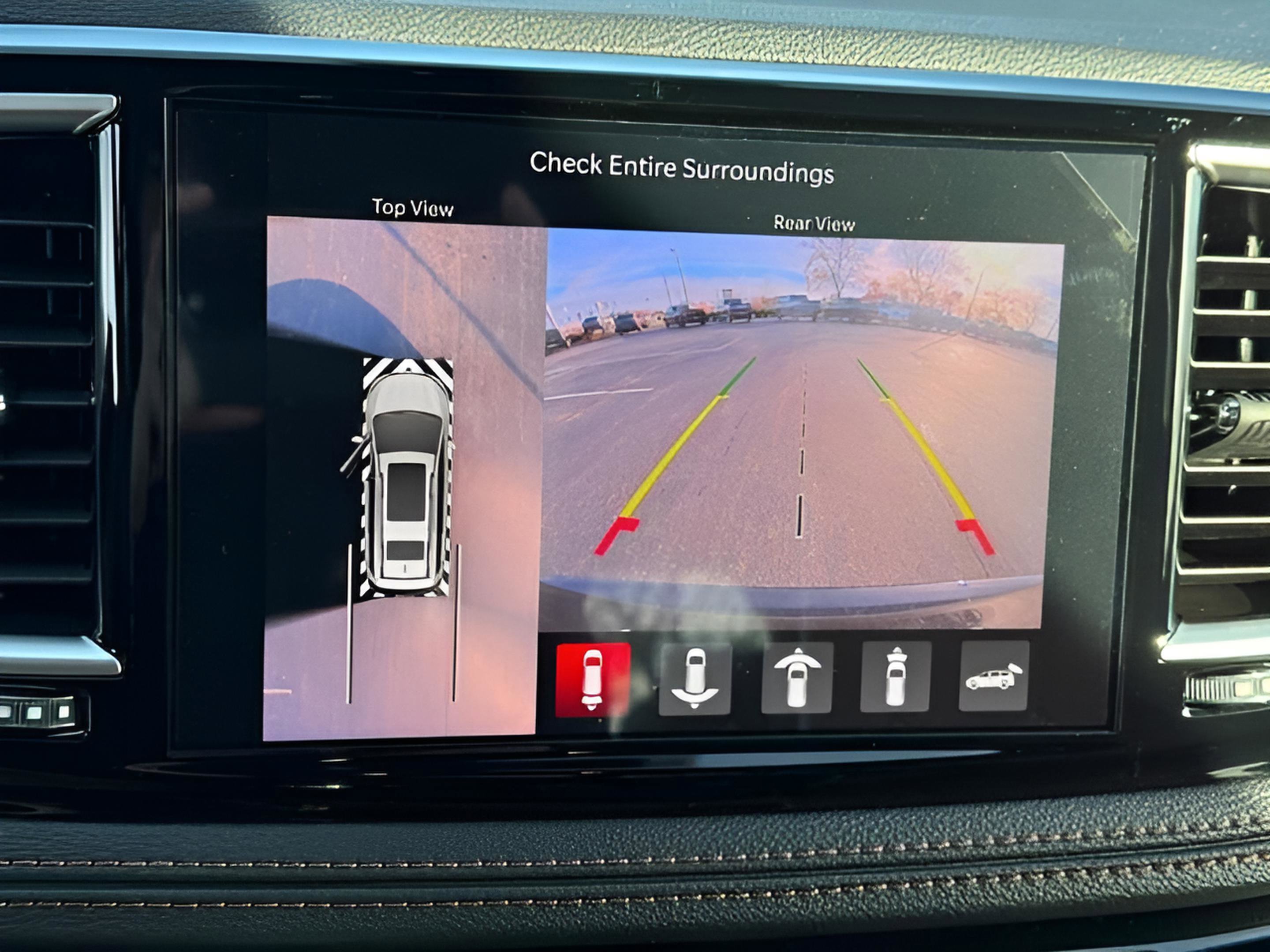 New 2026 Chrysler Pacifica Pinnacle image 22