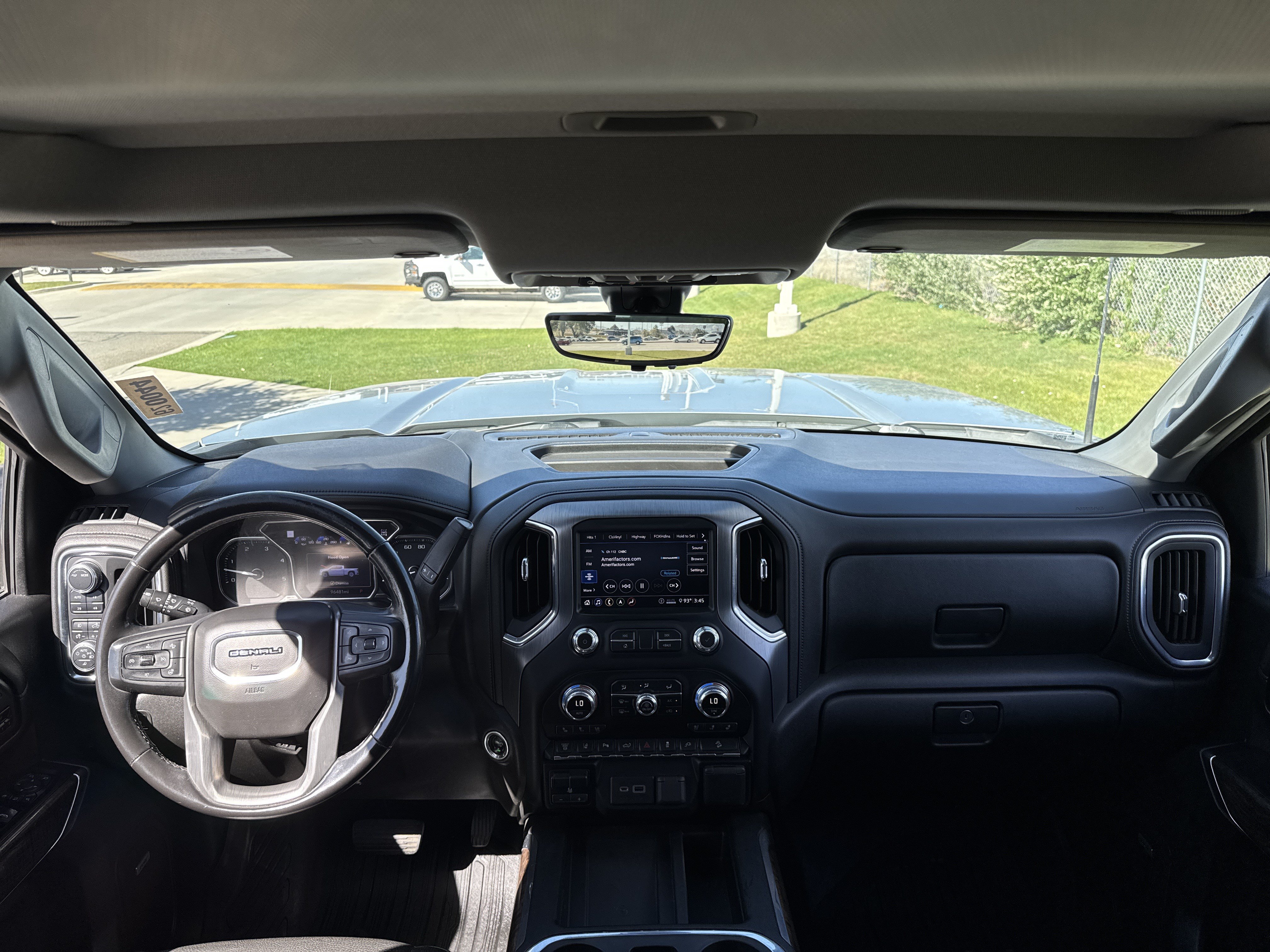 Used 2020 GMC Sierra 3500 Denali w/ Denali Ultimate Package AWD/4WD image 19