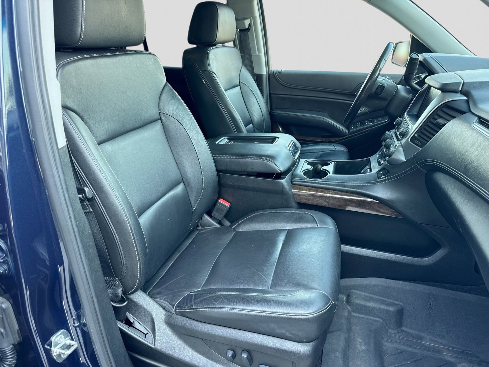 Used 2018 Chevrolet Tahoe LT w/ LT Signature Package AWD/4WD image 27