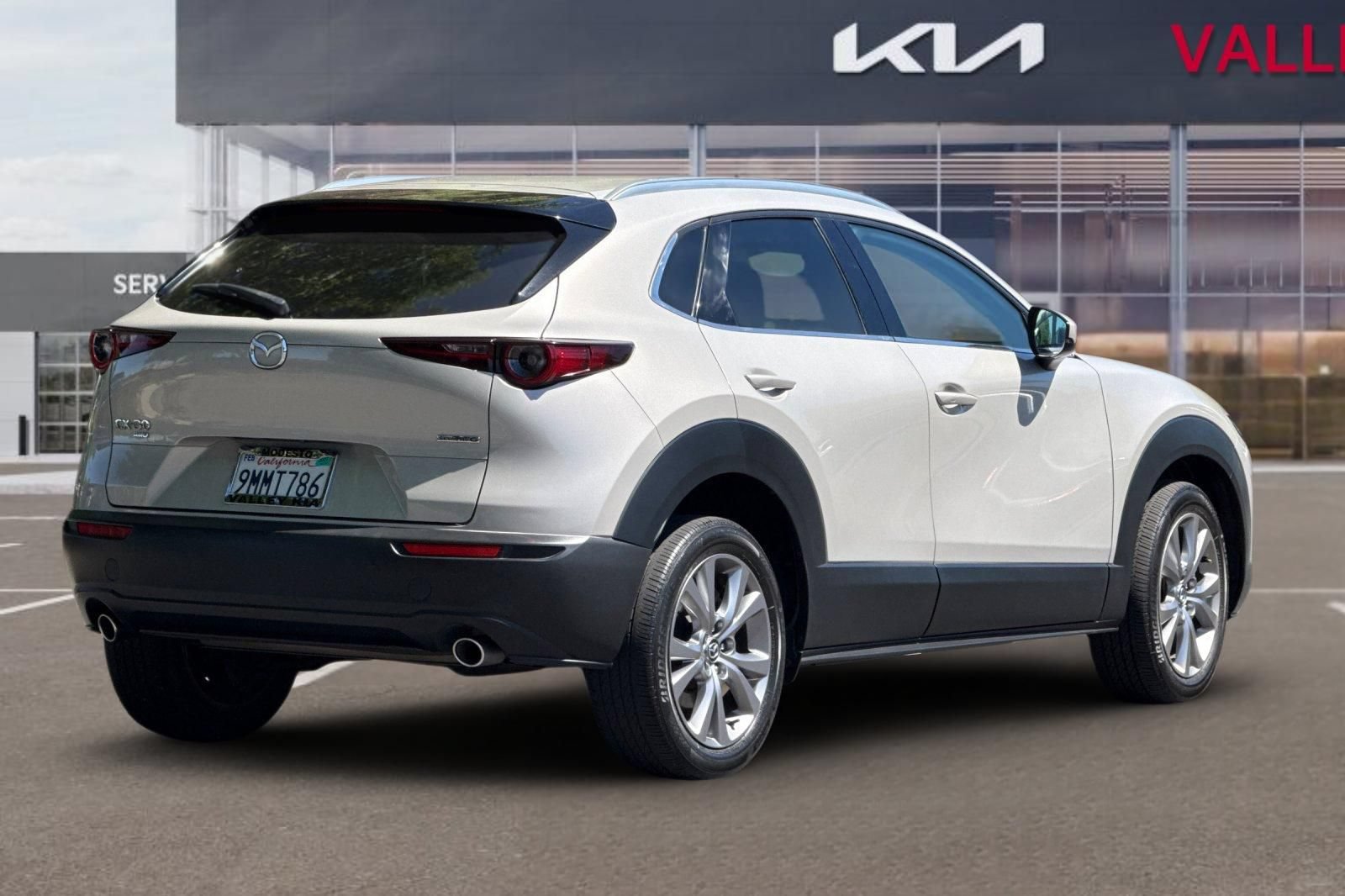 Used 2023 MAZDA CX-30 AWD 2.5 S w/ Premium Package image 4