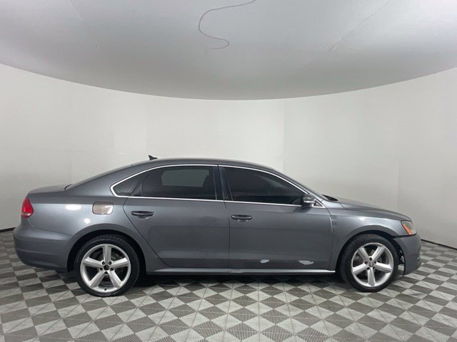 Used 2015 Volkswagen Passat 1.8T Sport FWD image 4
