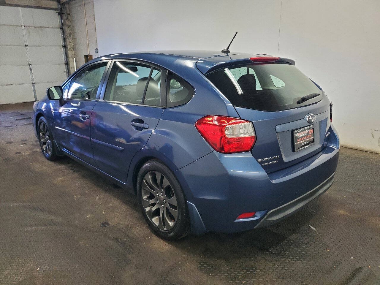 Used 2012 Subaru Impreza 2.0i Premium w/ All-Weather Pkg AWD/4WD image 5