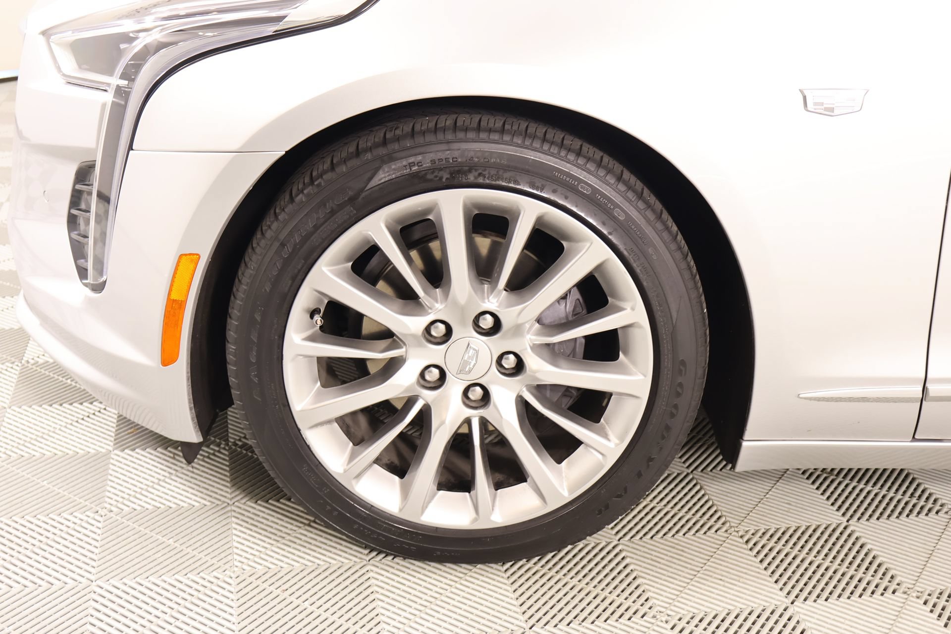 Used 2019 Cadillac CT6 Luxury w/ Driver Awareness Package RWD image 19