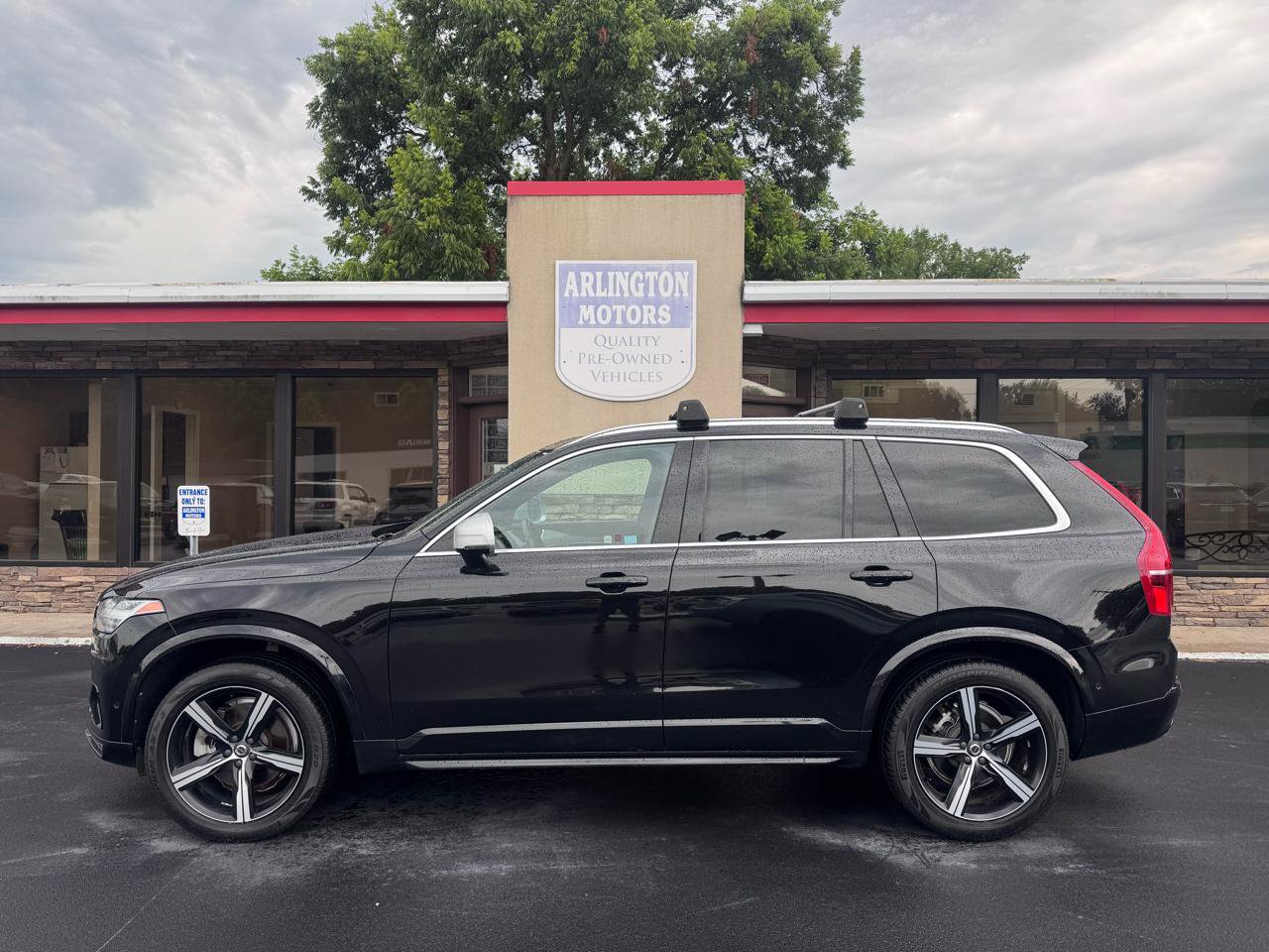 Used 2016 Volvo XC90 T6 R-Design w/ Protection Package