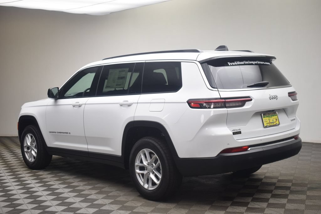 New 2026 Jeep Grand Cherokee L Laredo w/ Trailer Tow Package AWD/4WD image 10