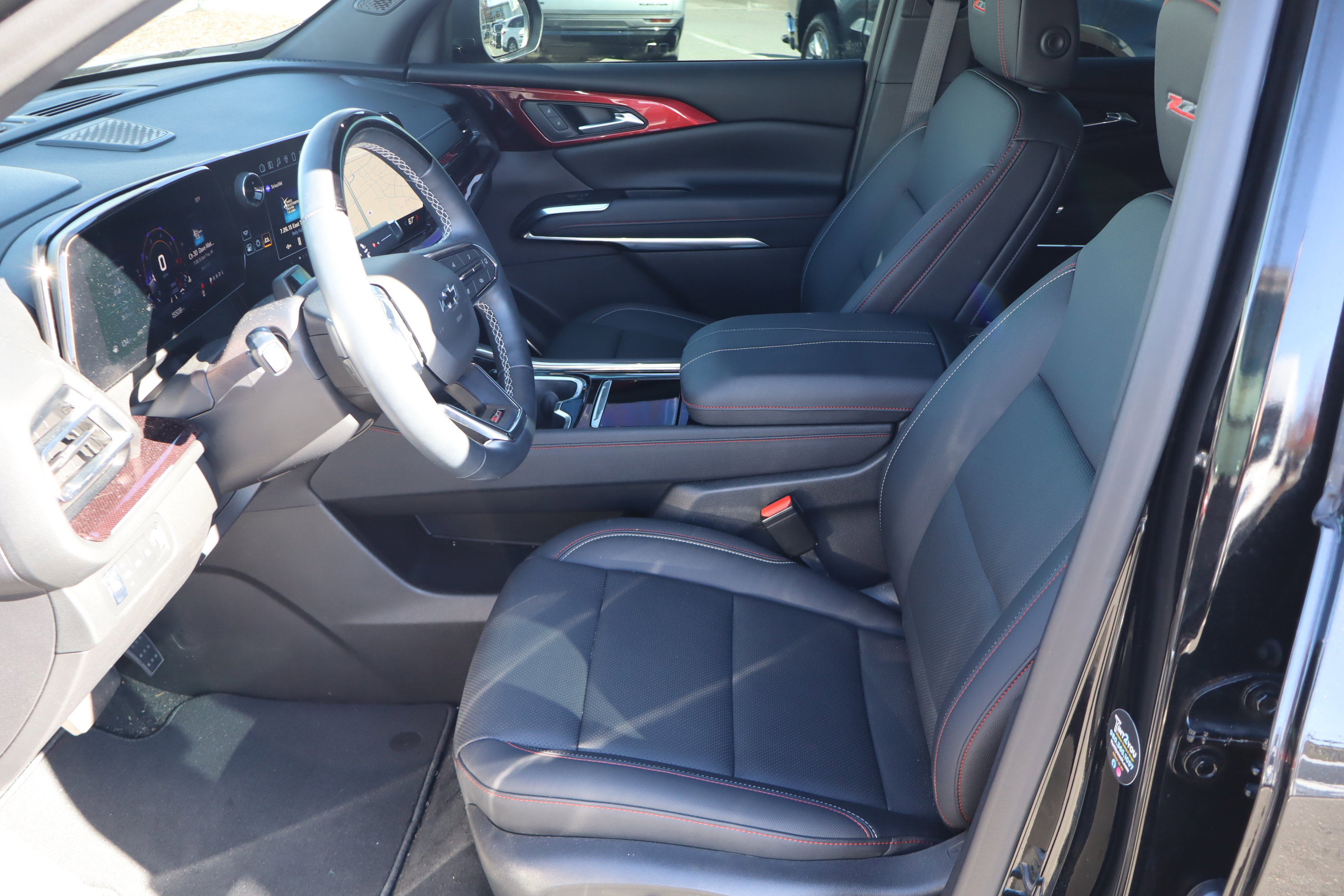 Certified 2024 Chevrolet Traverse Z71 w/ Enhanced Driving Package image 16