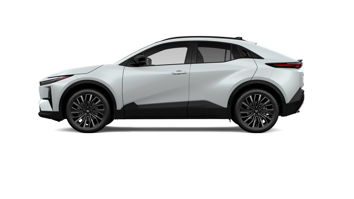 New 2027 Toyota C-HR AWD/4WD image 4
