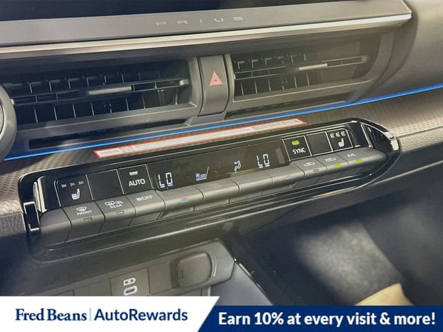 New 2027 Toyota Prius XLE AWD/4WD image 14