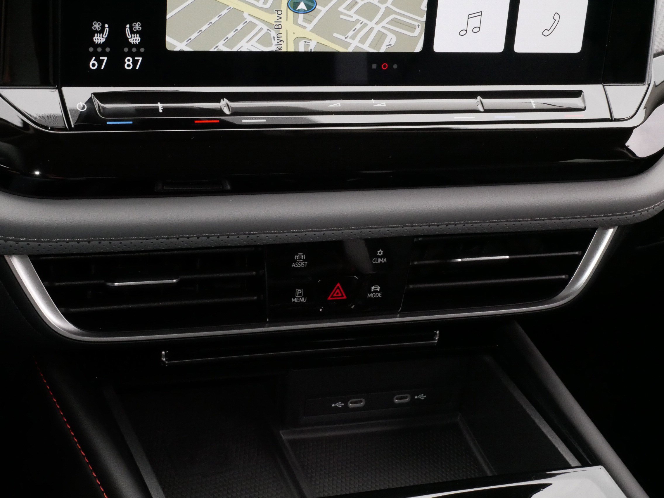 Certified 2024 Volkswagen Atlas Peak Edition SEL image 23