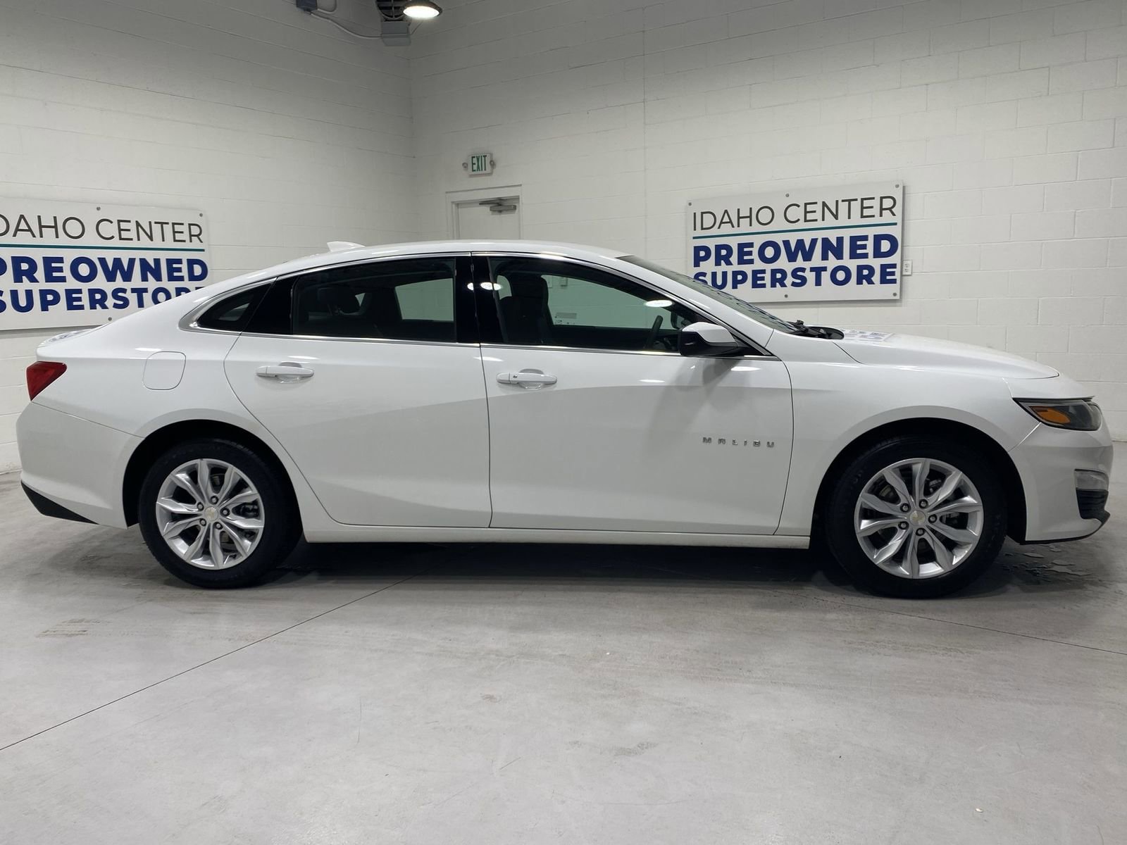 Used 2023 Chevrolet Malibu LT FWD image 9