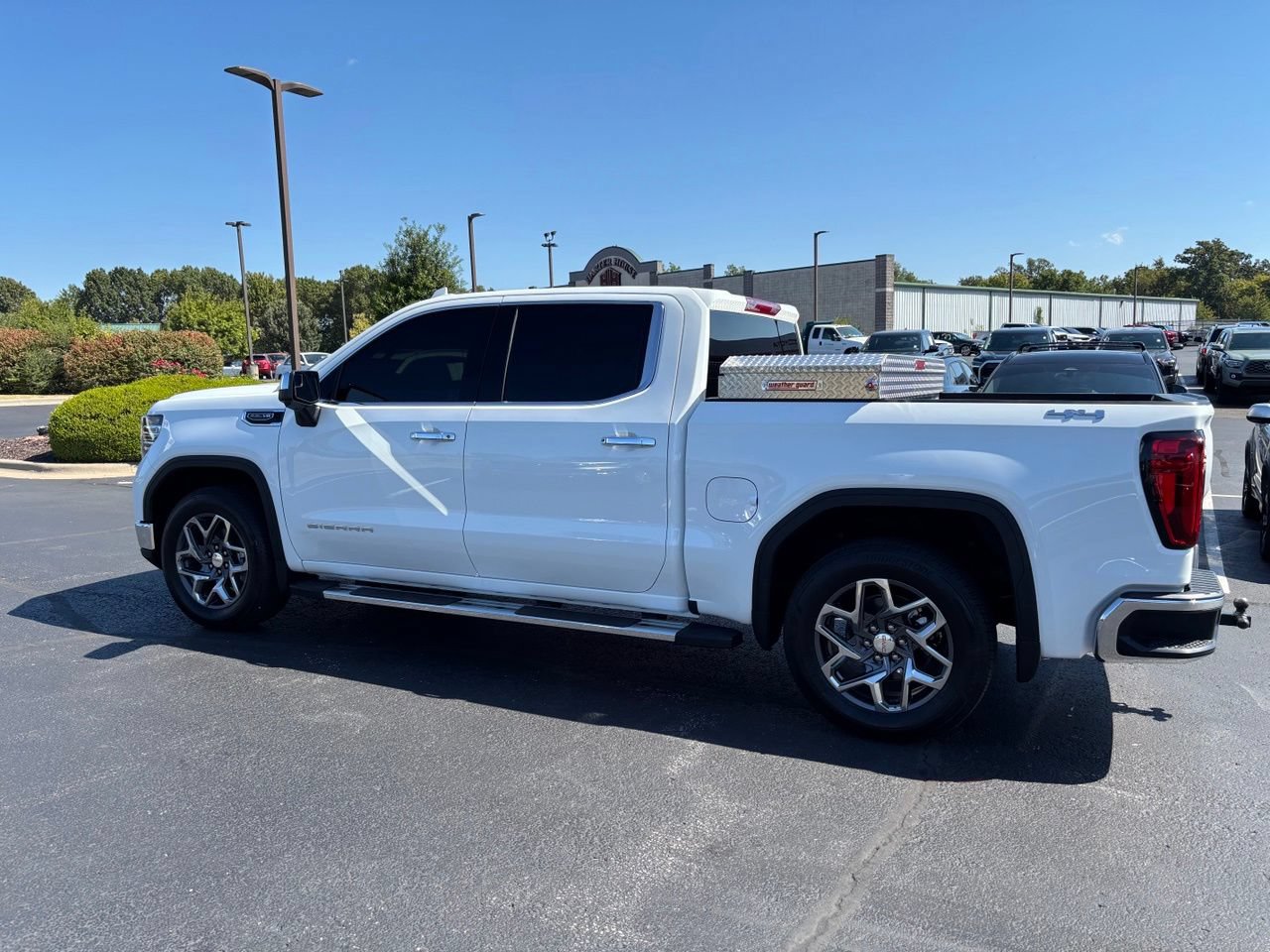 Used 2026 GMC Sierra 1500 SLT w/ SLT Premium Package AWD/4WD image 4