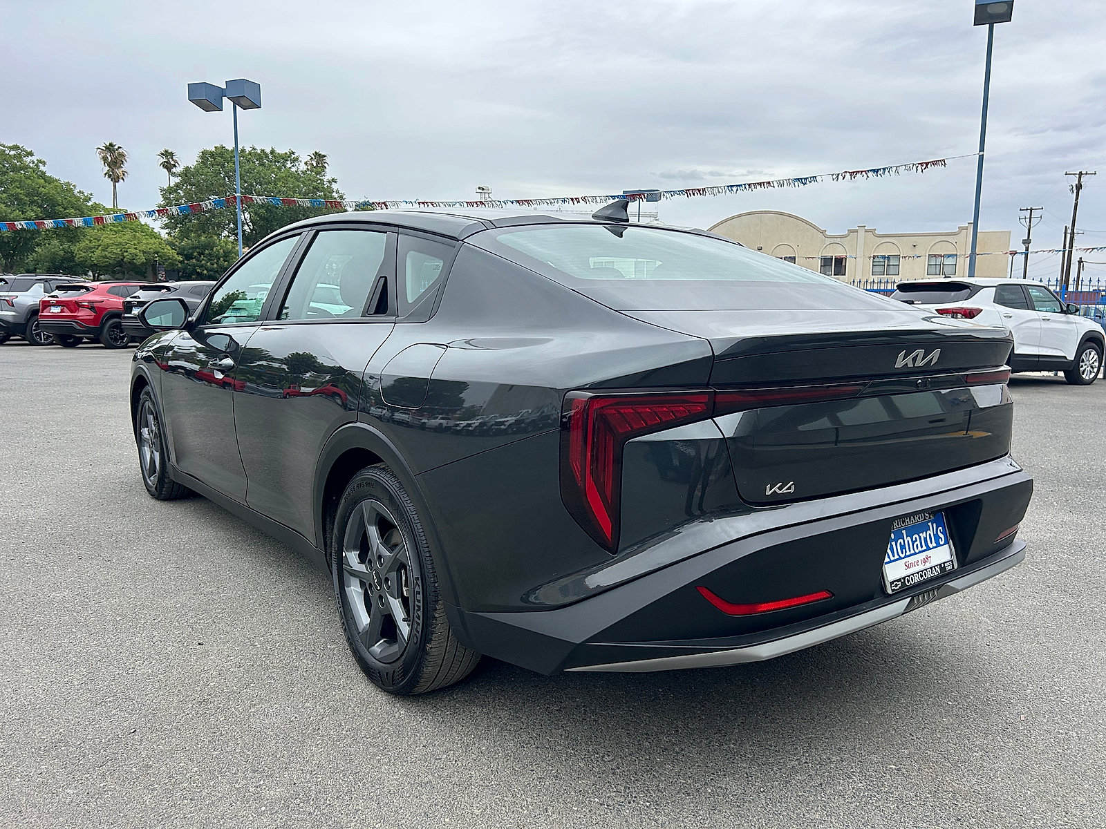 Used 2025 Kia K4 FWD image 5
