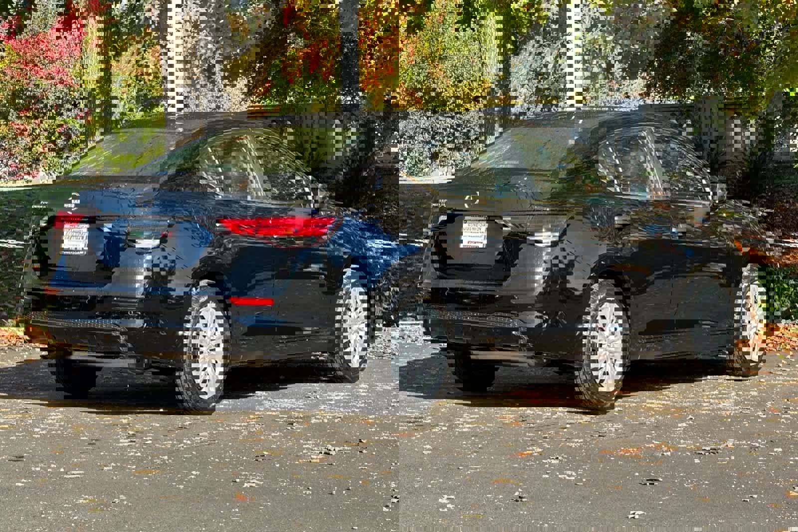 New 2025 Nissan Sentra S image 2