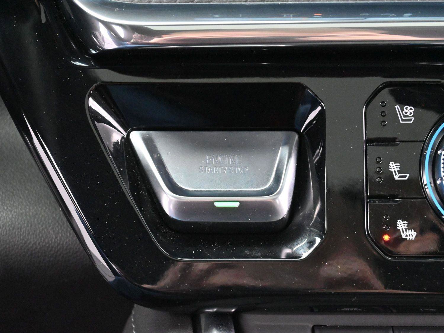 Used 2024 GMC Sierra 2500 Denali w/ Denali Reserve Package image 28