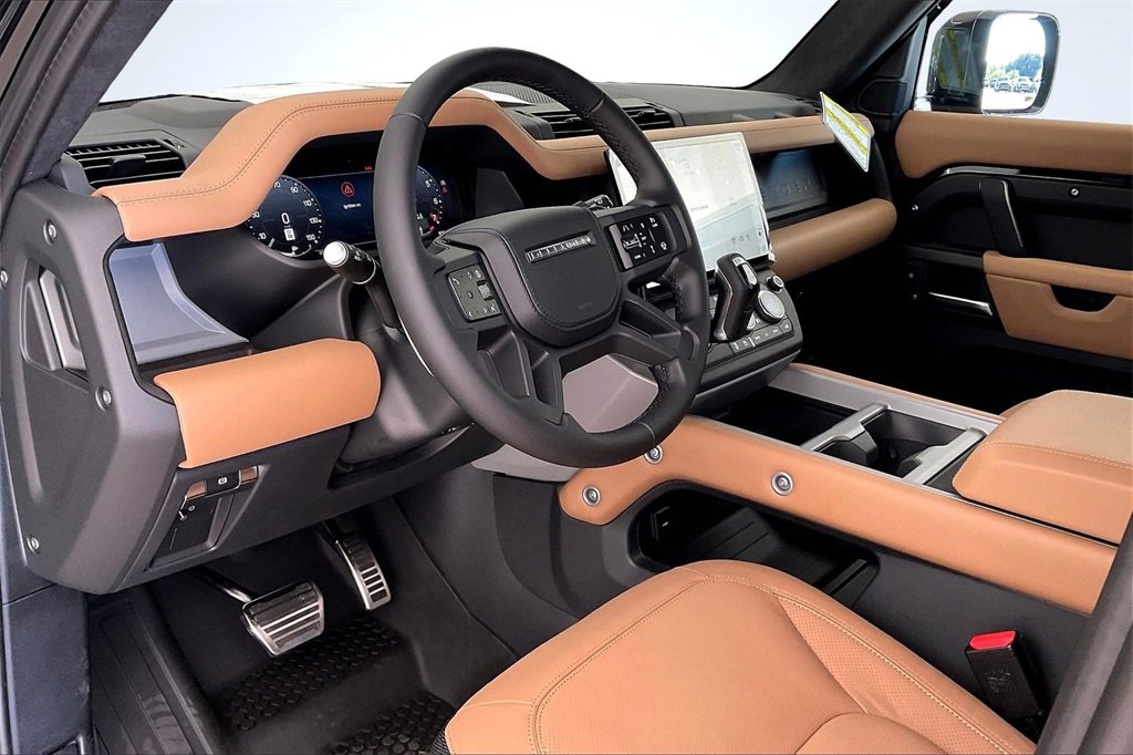 New 2026 Land Rover Defender 110 V8 image 6