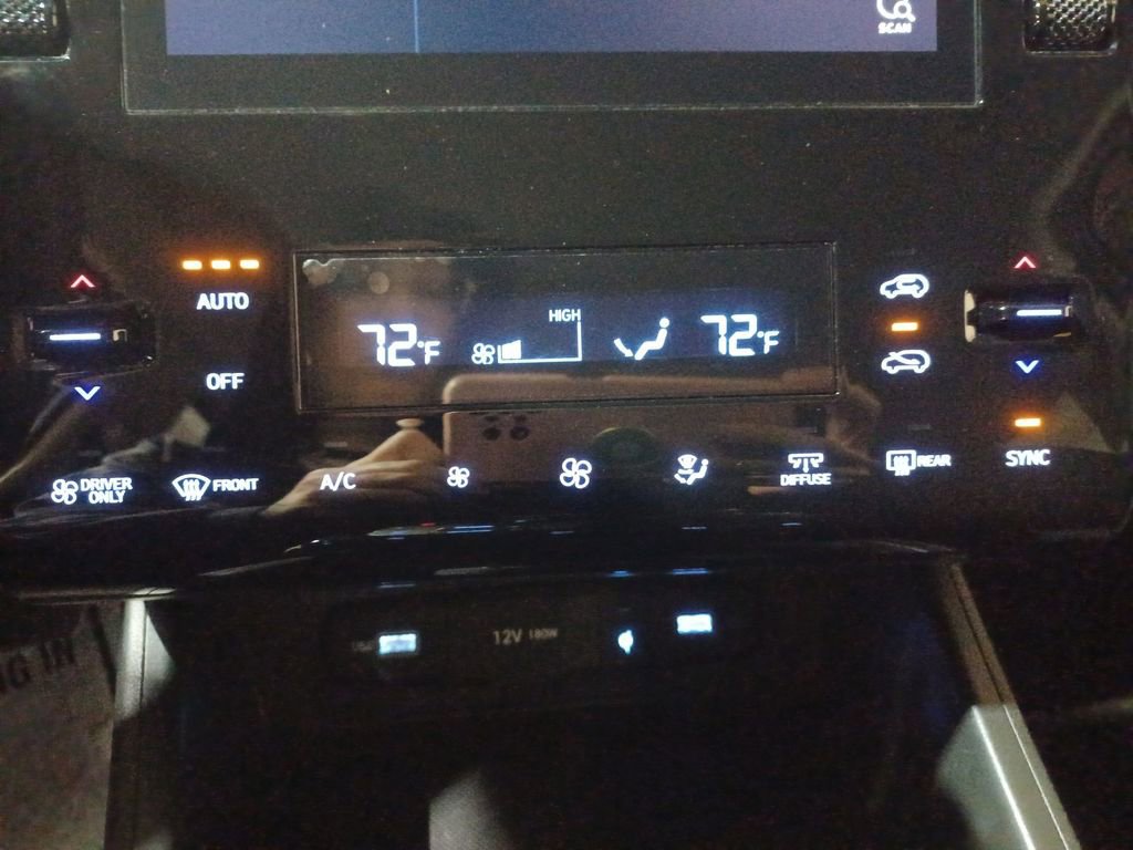 Used 2023 Hyundai Tucson Blue image 16