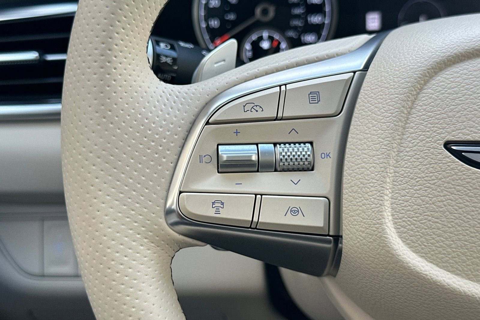 Used 2026 Genesis G70 2.5T Prestige AWD/4WD image 29