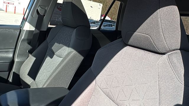 Used 2023 Toyota RAV4 XLE w/ Convenience Package image 19