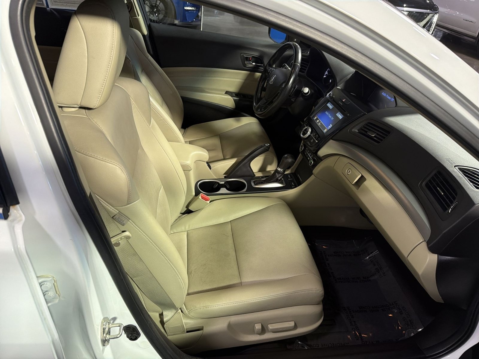 Used 2017 Acura ILX FWD image 22