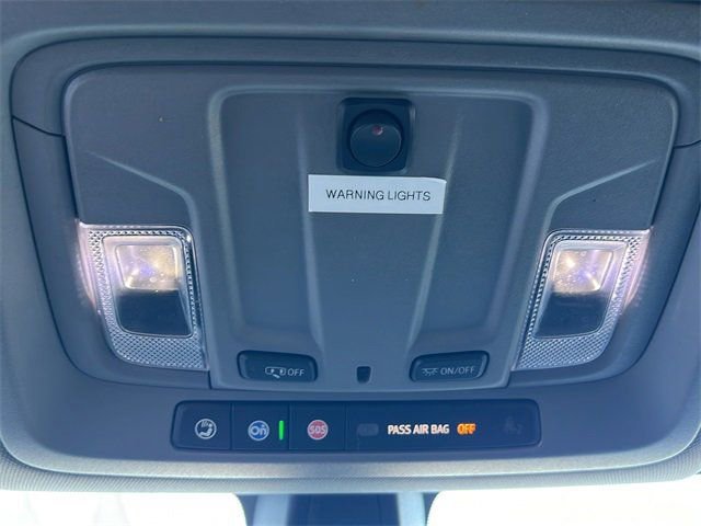 Used 2020 Chevrolet Silverado 1500 LT w/ Remote Start Package image 22