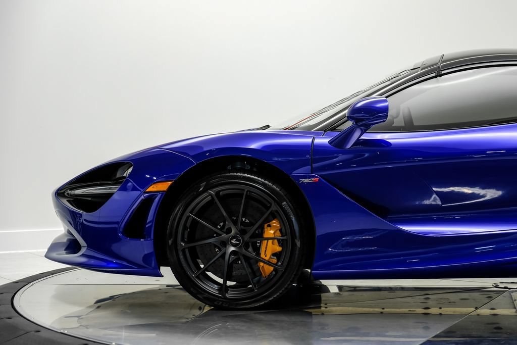 Used 2026 McLaren 750S Spider RWD image 15