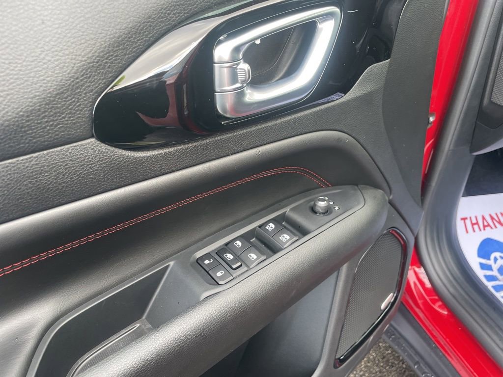 New 2026 Jeep Compass Trailhawk w/ Sun, Sound & Navigation Group image 16