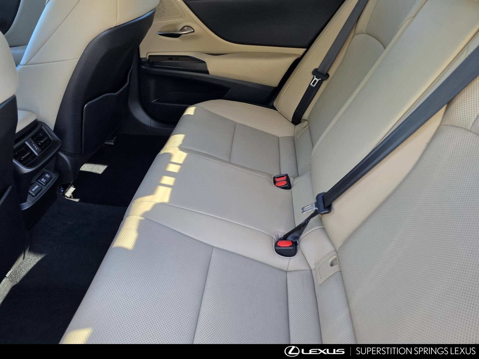 Used 2019 Lexus ES 350 w/ Accessory Package 2 FWD image 27