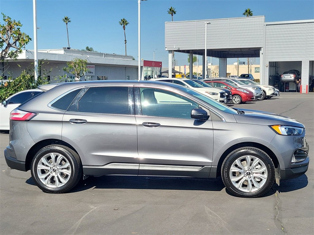 Used 2024 Ford Edge Titanium image 32
