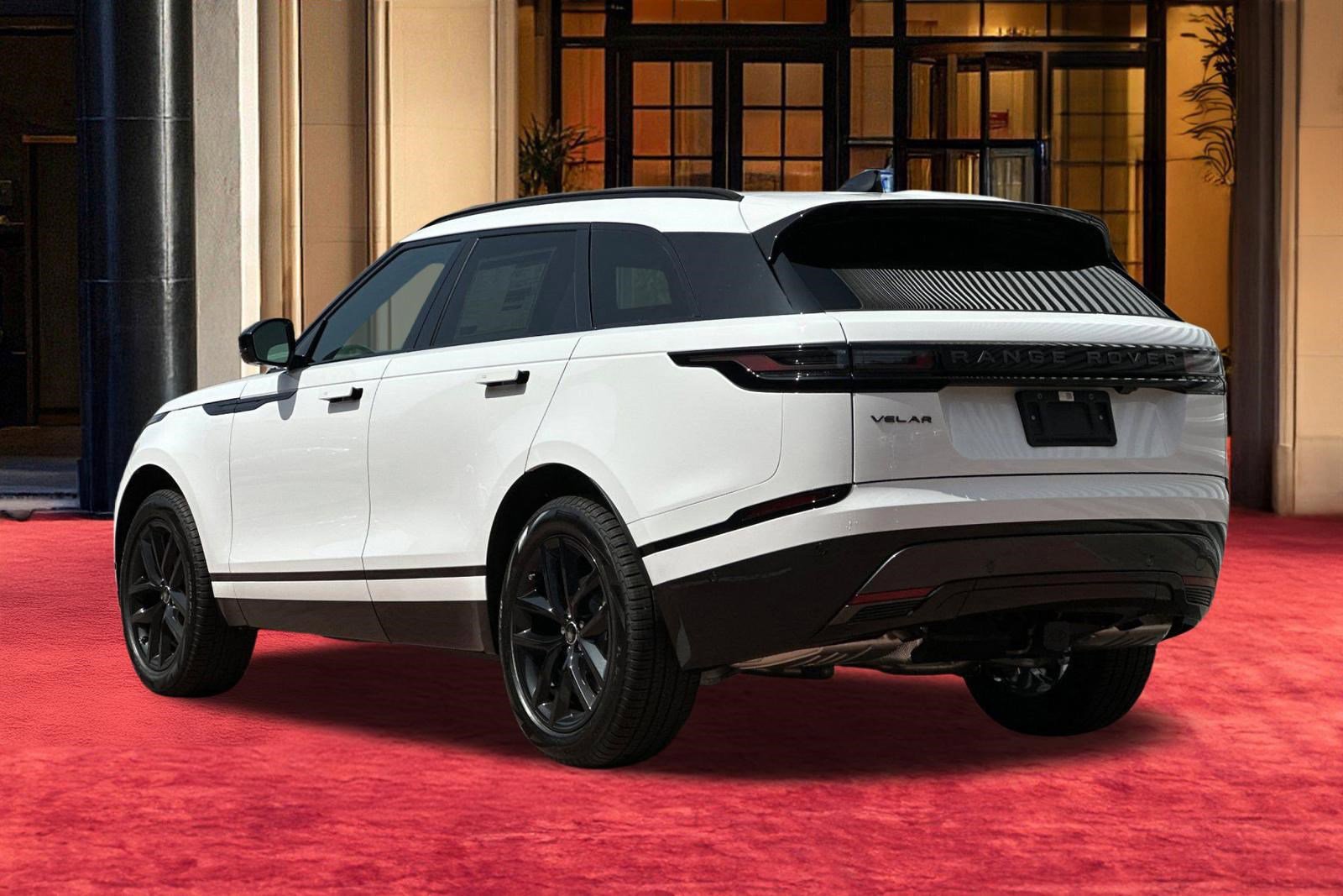 New 2026 Land Rover Range Rover Velar Dynamic SE AWD/4WD image 3