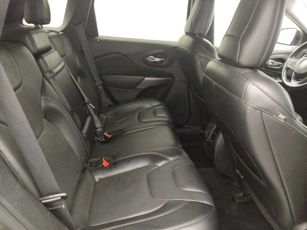 Used 2019 Jeep Cherokee Limited AWD/4WD image 19