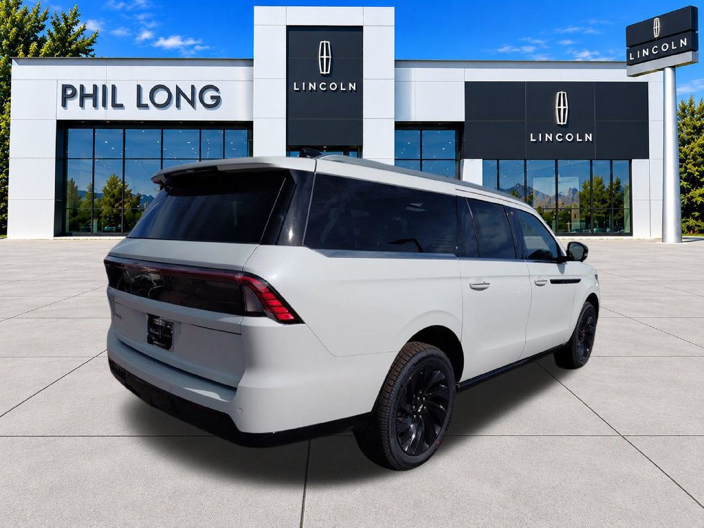 New 2026 Lincoln Navigator L Black Label AWD/4WD image 8