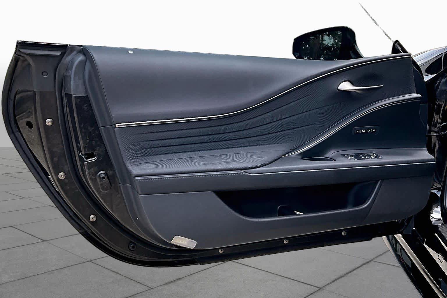 Used 2021 Lexus LC 500 Convertible w/ Touring Package RWD image 26