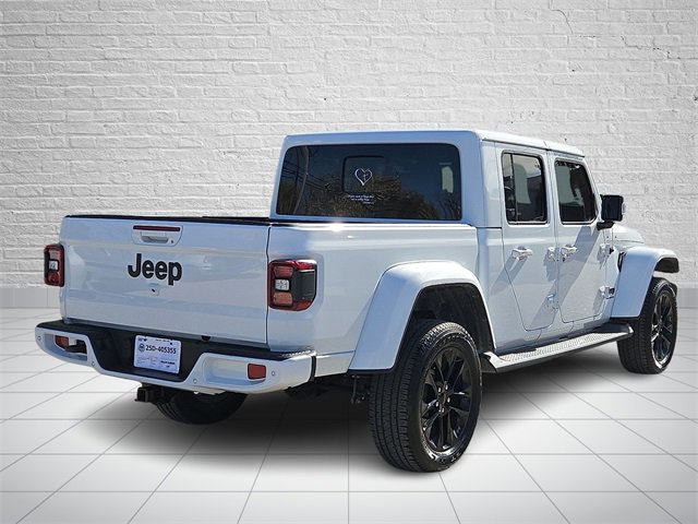 Used 2023 Jeep Gladiator Overland image 4