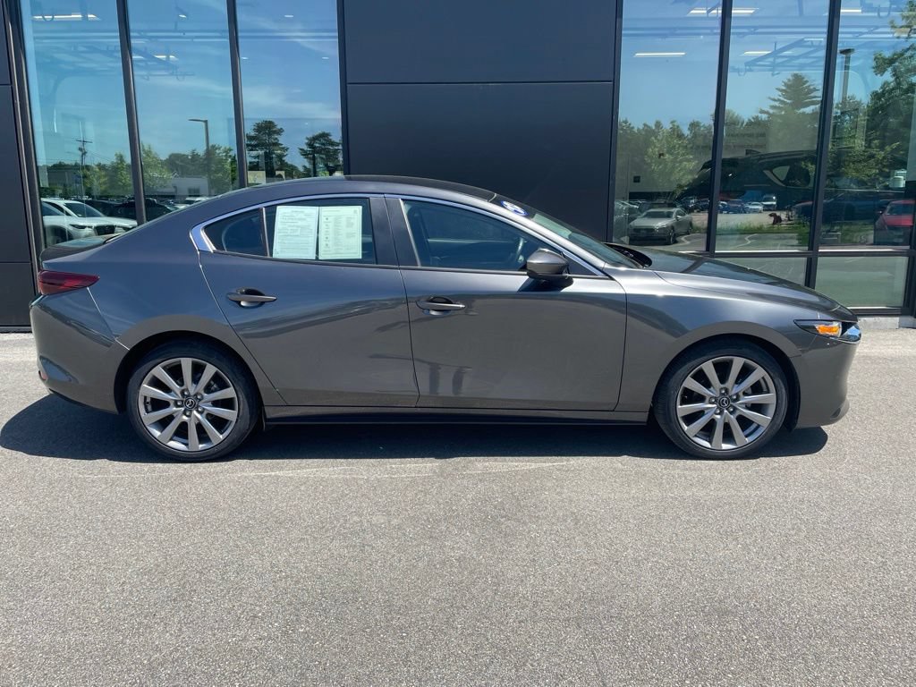 Certified 2022 MAZDA MAZDA3 s FWD image 3