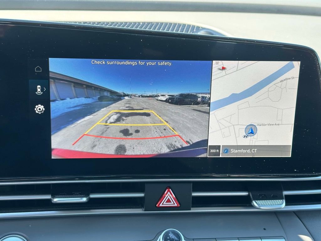 Used 2023 Hyundai Elantra SEL w/ Convenience Package FWD image 21