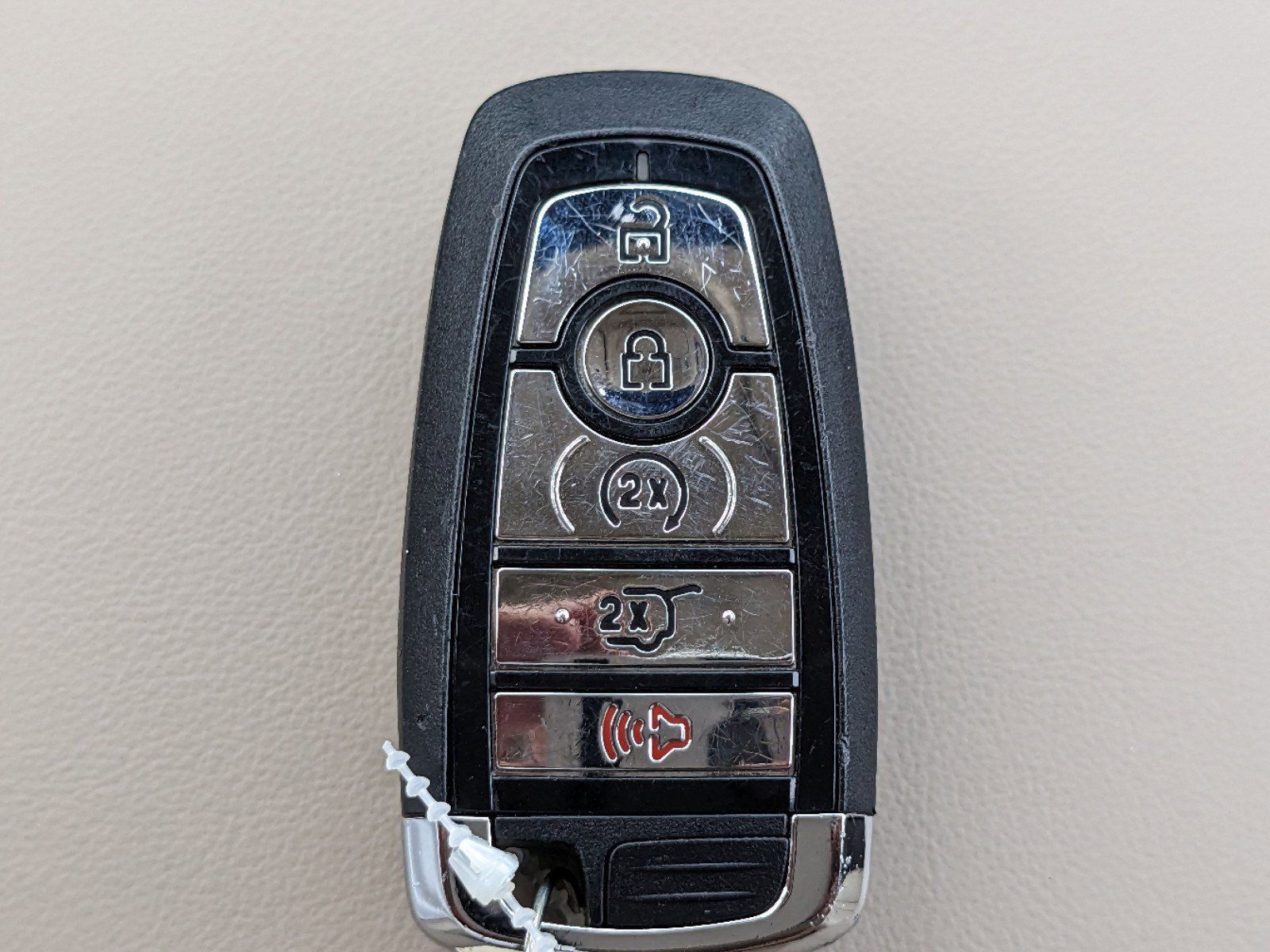 Certified 2023 Lincoln Nautilus Reserve w/ Equipment Group 202A image 32