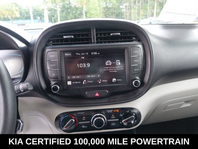 Certified 2025 Kia Soul LX w/ LX Technology Package FWD image 12
