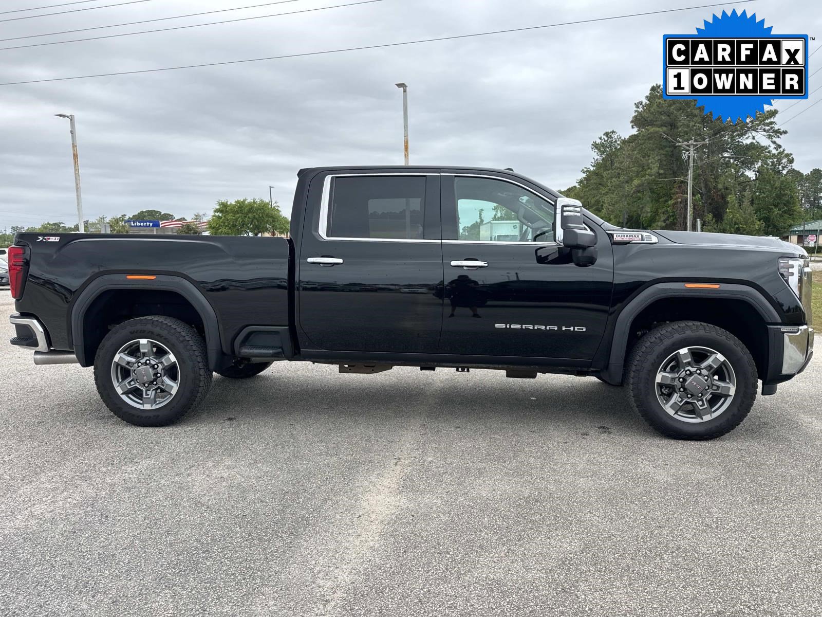 Certified 2025 GMC Sierra 2500 SLT AWD/4WD image 2