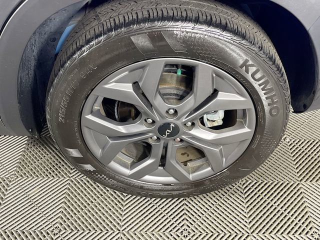 Used 2024 Kia Seltos S AWD/4WD image 32