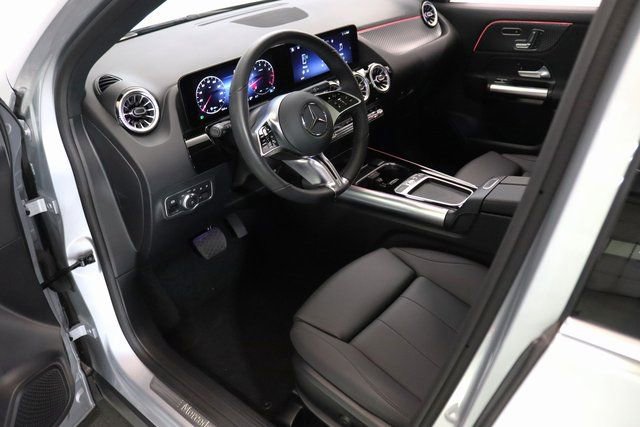 Certified 2025 Mercedes-Benz GLA 250 4MATIC image 20