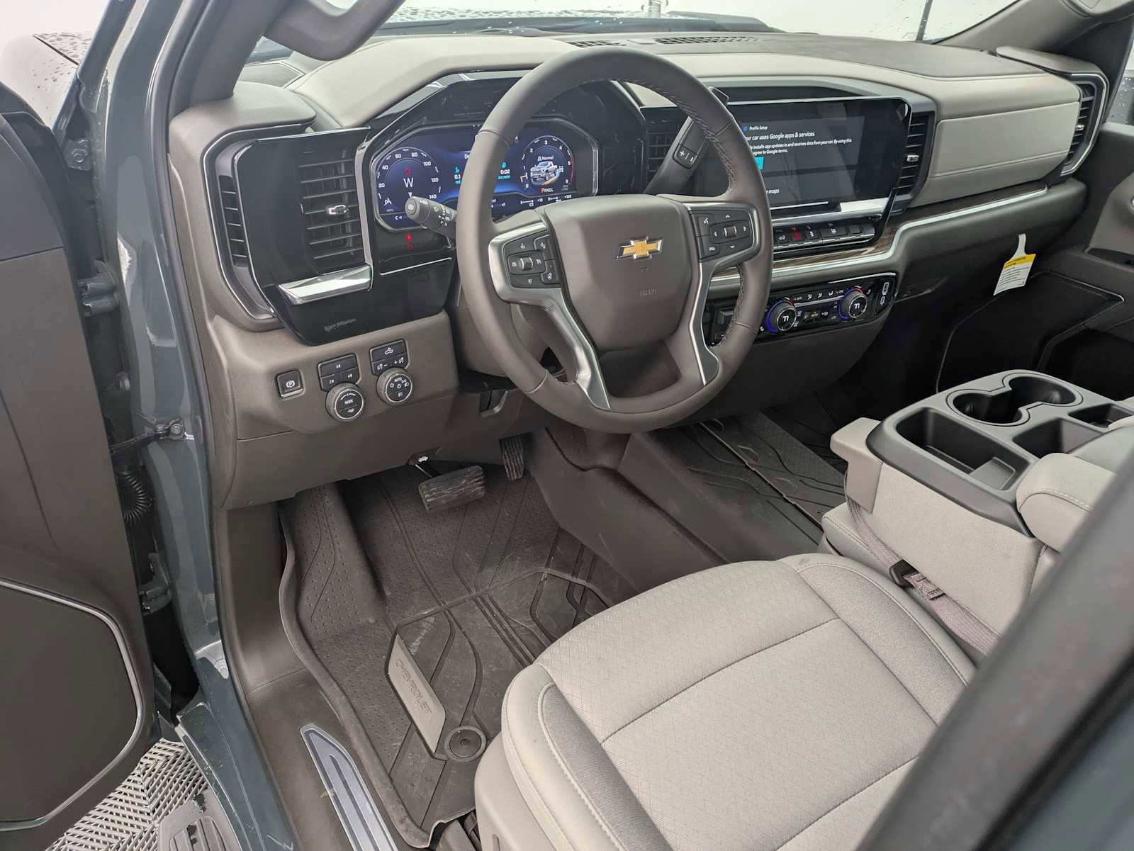 New 2025 Chevrolet Silverado 2500 LT w/ Convenience Package image 2