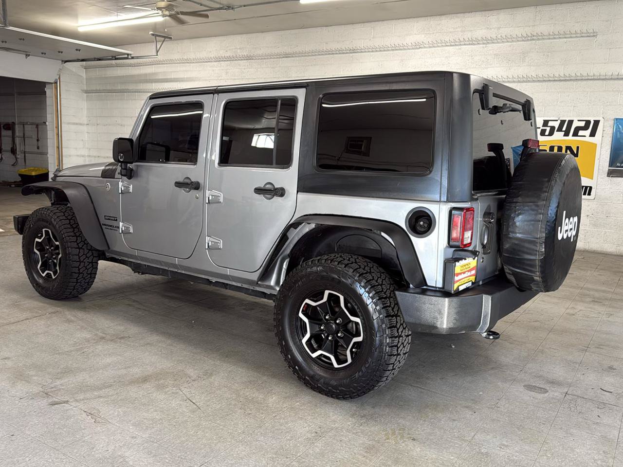 Used 2016 Jeep Wrangler Unlimited Sport w/ Quick Order Package 24S AWD/4WD image 2