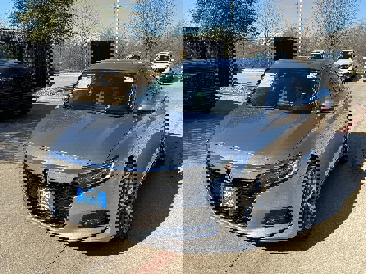 Used 2018 Honda Accord Touring image 1