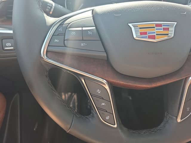 Certified 2023 Cadillac XT5 Premium Luxury AWD/4WD image 17