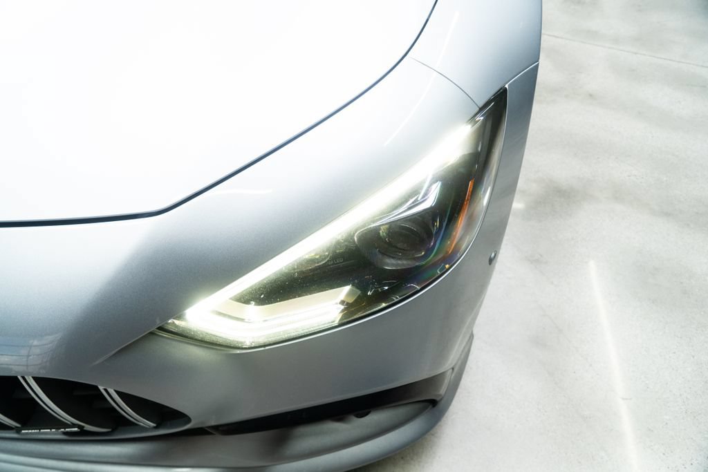 Used 2022 Mercedes-Benz AMG GT 43 image 3