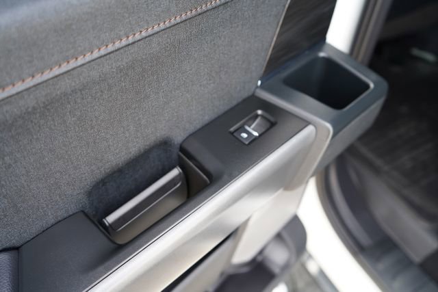 Used 2025 Ford F150 Lariat w/ Equipment Group 501A Mid image 67