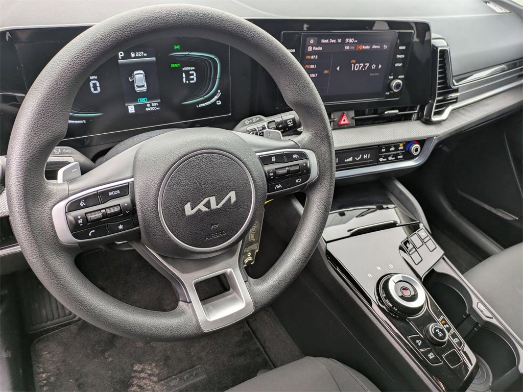 Used 2023 Kia Sportage LX image 15