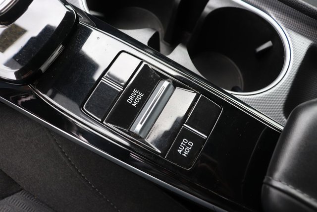 Used 2020 Hyundai Sonata SE FWD image 16
